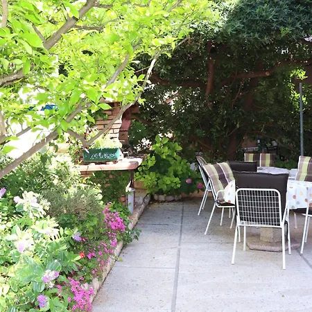 A 2 With Terrace Garden And Sea View