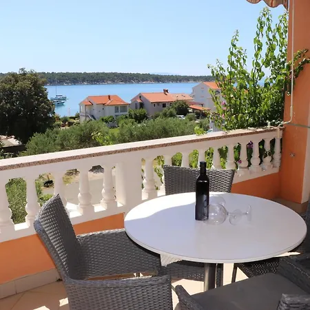 Vikendica A 2 With Terrace Garden And Sea View *