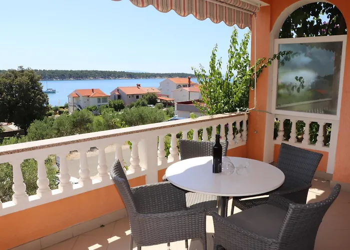 A 2 With Terrace Garden And Sea View